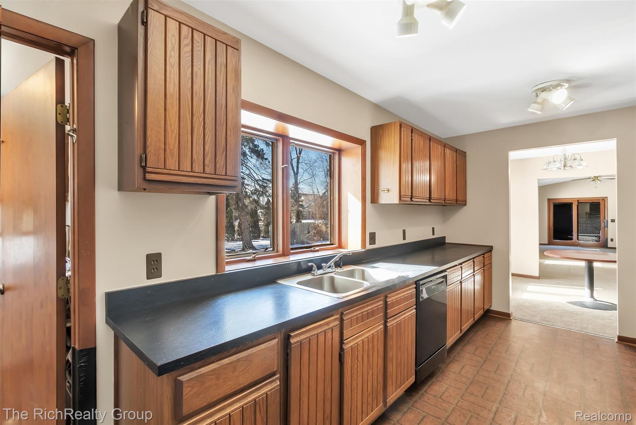 1334 South Lotz Road Canton, MI 48188 - Photo 7 of 35 16-1134 S Lotz Rd-Windowstill Real Estate Photography-16.jpg