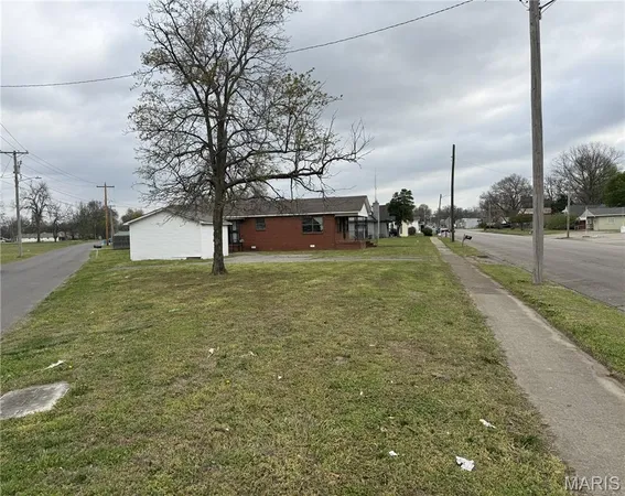 $88,500 | 1516-1518 South Ward Avenue, Caruthersville, MO 63830