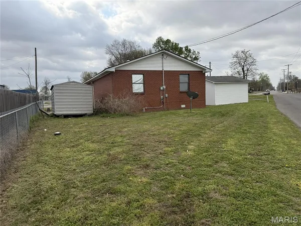 $88,500 | 1516-1518 South Ward Avenue, Caruthersville, MO 63830