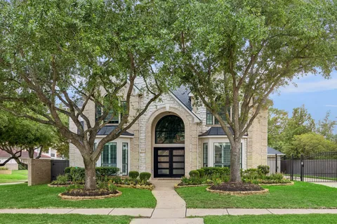 $850,000 | 12050 Bolero Point Lane, Houston, TX 77041