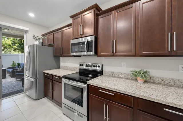 $3,500 | 8813 Via Mar Rosso, Lake Worth, FL 33467