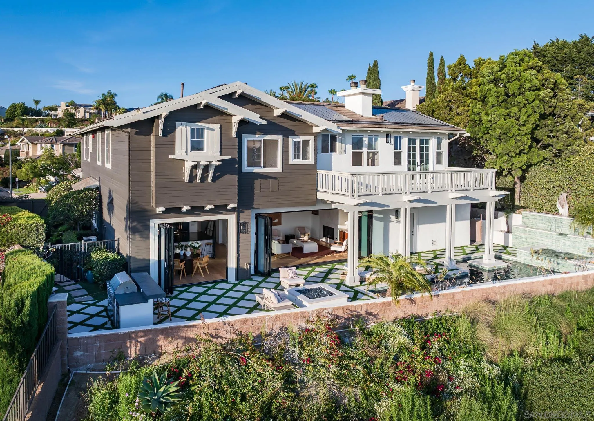 1375 Ravean Court Encinitas, CA 92024 - Photo 12 of 41 Gallery Image 12