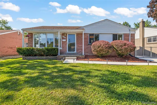$259,900 | 30853 Steinhauer Avenue, Westland, MI 48186