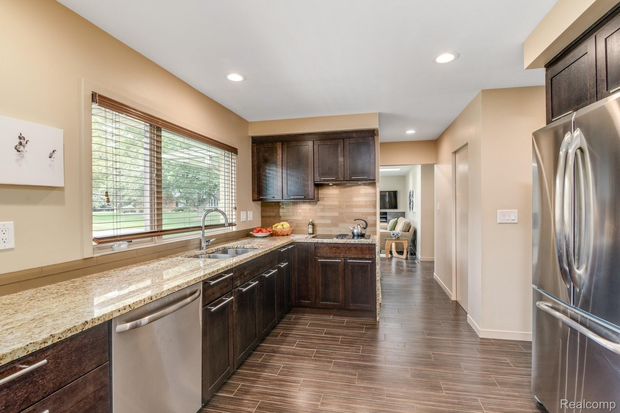 978 North Reading Road Bloomfield Hills, MI 48304 - Photo 12 of 41 34-web-or-mls-978 North Reading Road - Bloomfield Hills028.jpg