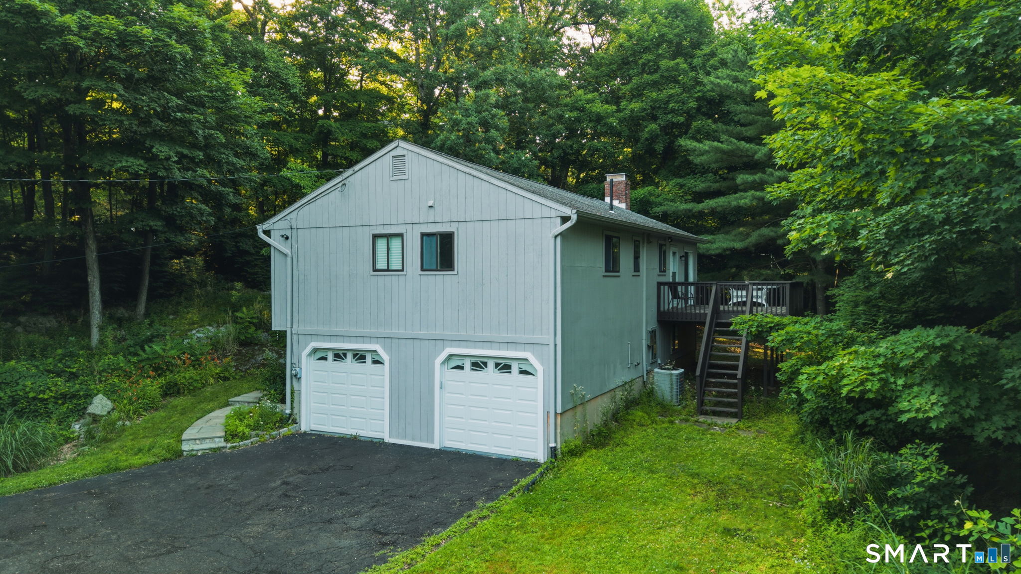 518 Bennetts Farm Road Ridgefield, CT 06877 - Photo 4 of 35