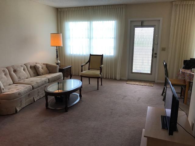 4086 Exeter Boca Raton, FL 33434 - Photo 7 of 13 IMG_0869