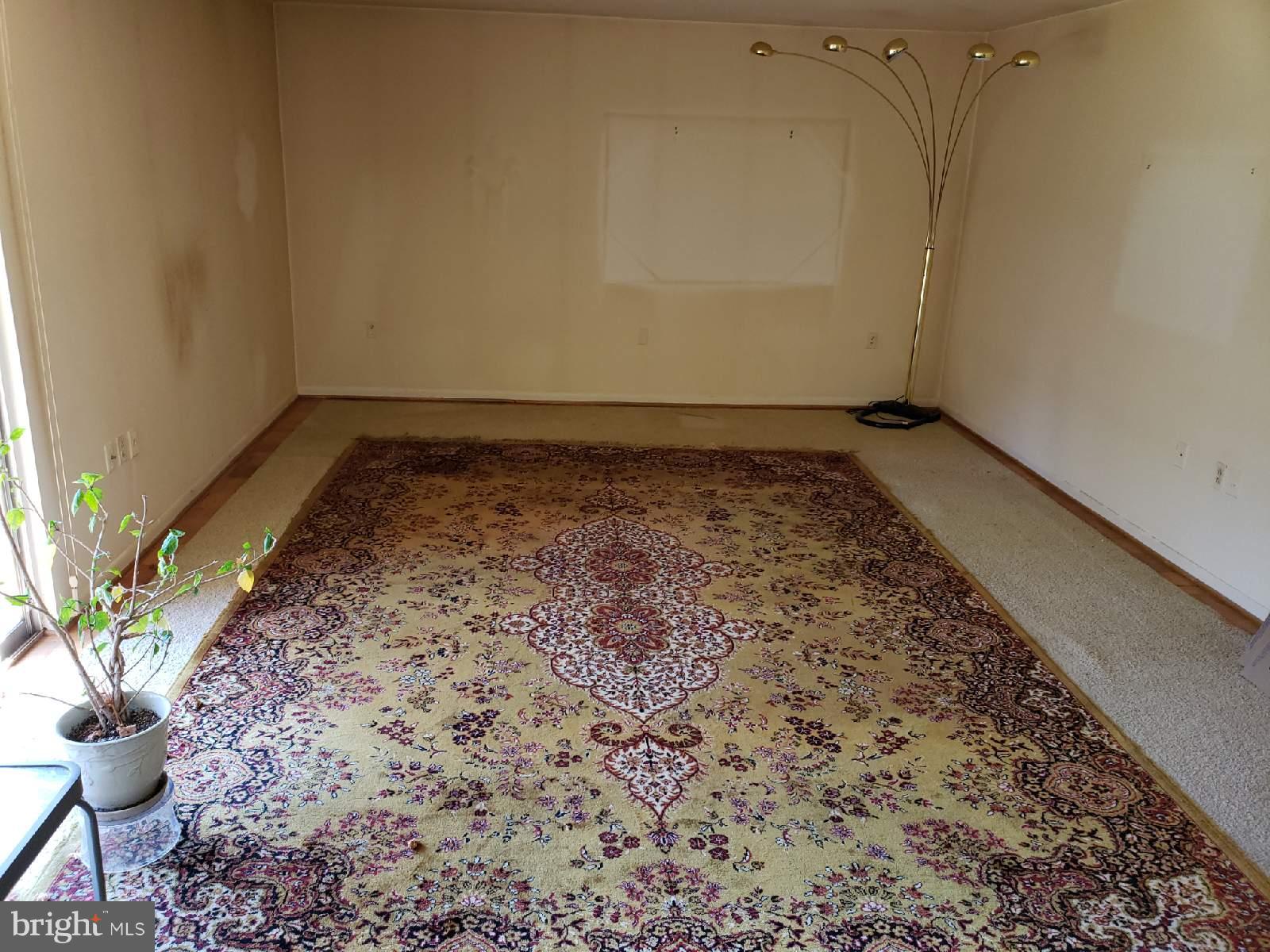 11 Hamill Road, Unit 11D Baltimore, MD 21210 - Photo 4 of 16 a view of a room