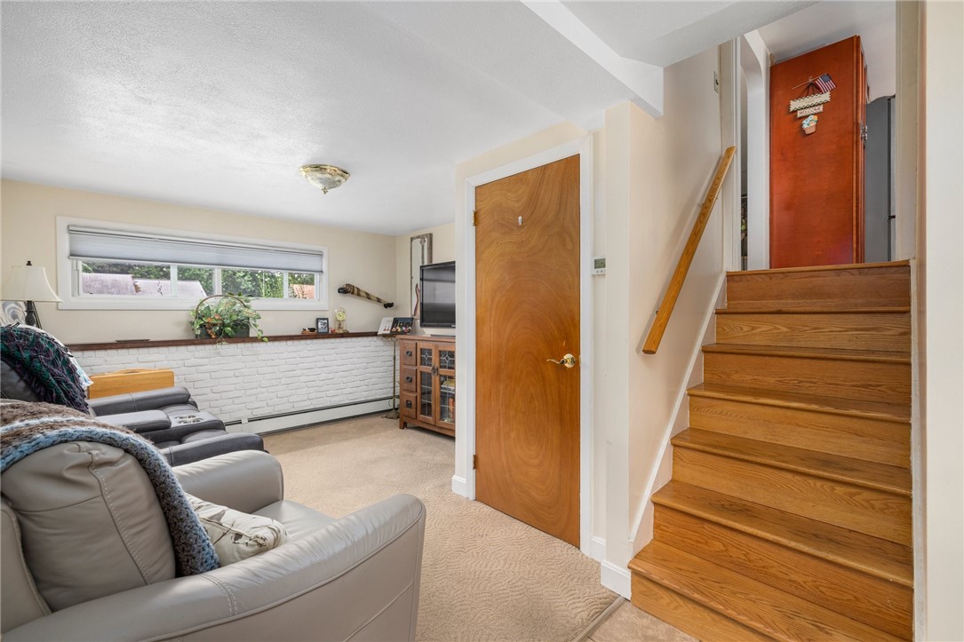 88 Cushing Road Warwick, RI 02888 - Photo 22 of 43
