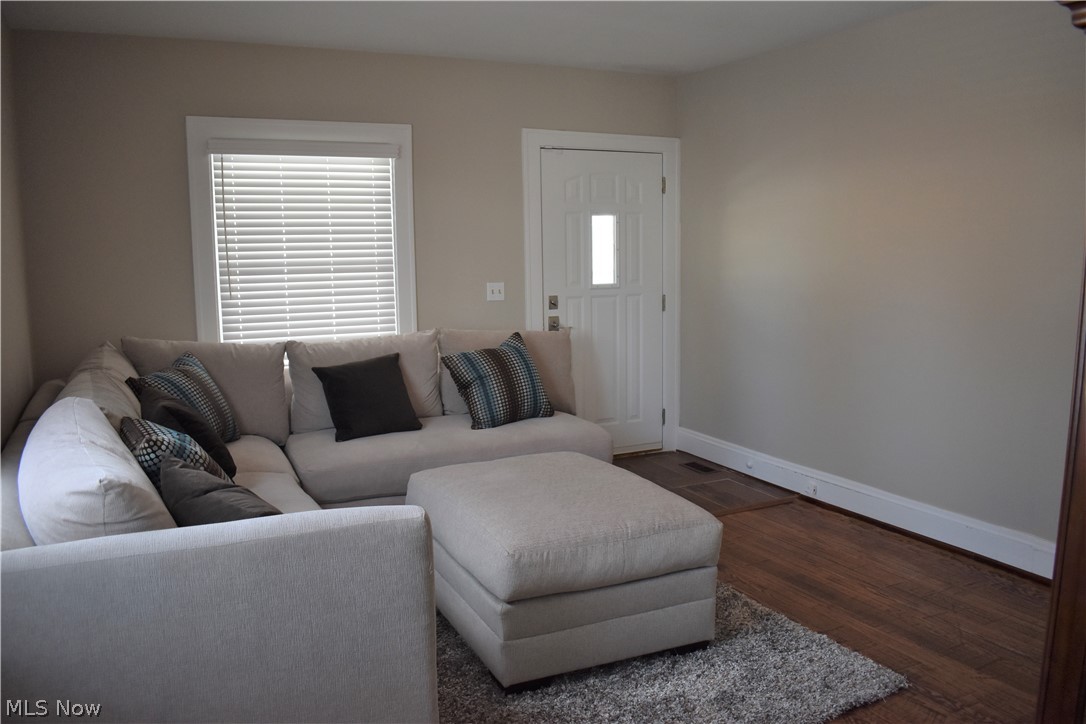 18100 Marcella Road Cleveland, OH 44119 - Photo 10 of 22 Gallery Image 10