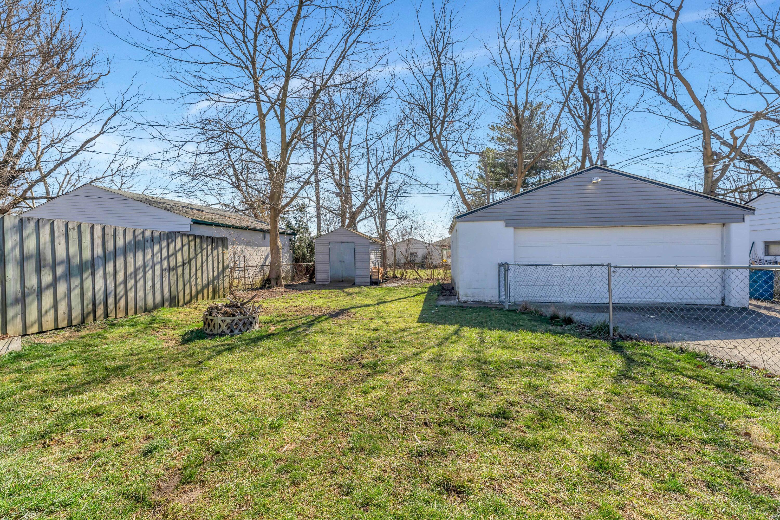 925 Blenheim Road Columbus, OH 43224 - Photo 29 of 30 DSC05721