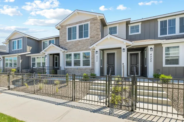 $2,250 | 4234 West Cirrus Lane, Eagle, ID 83616