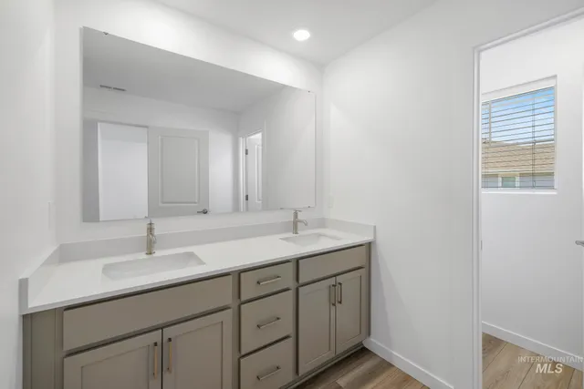 $2,250 | 4234 West Cirrus Lane, Eagle, ID 83616