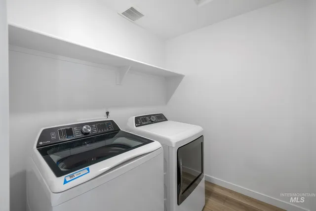 $2,250 | 4234 West Cirrus Lane, Eagle, ID 83616