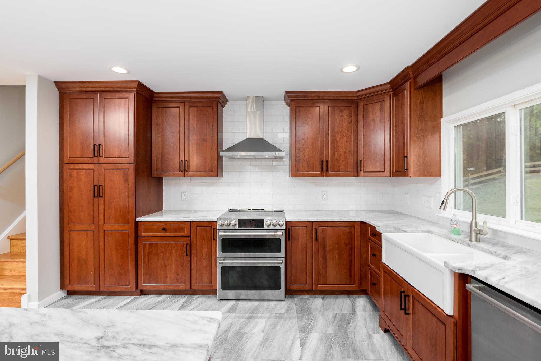109 Princeton Road Exton, PA 19341 - Photo 6 of 18 Stainless Steel Appliances