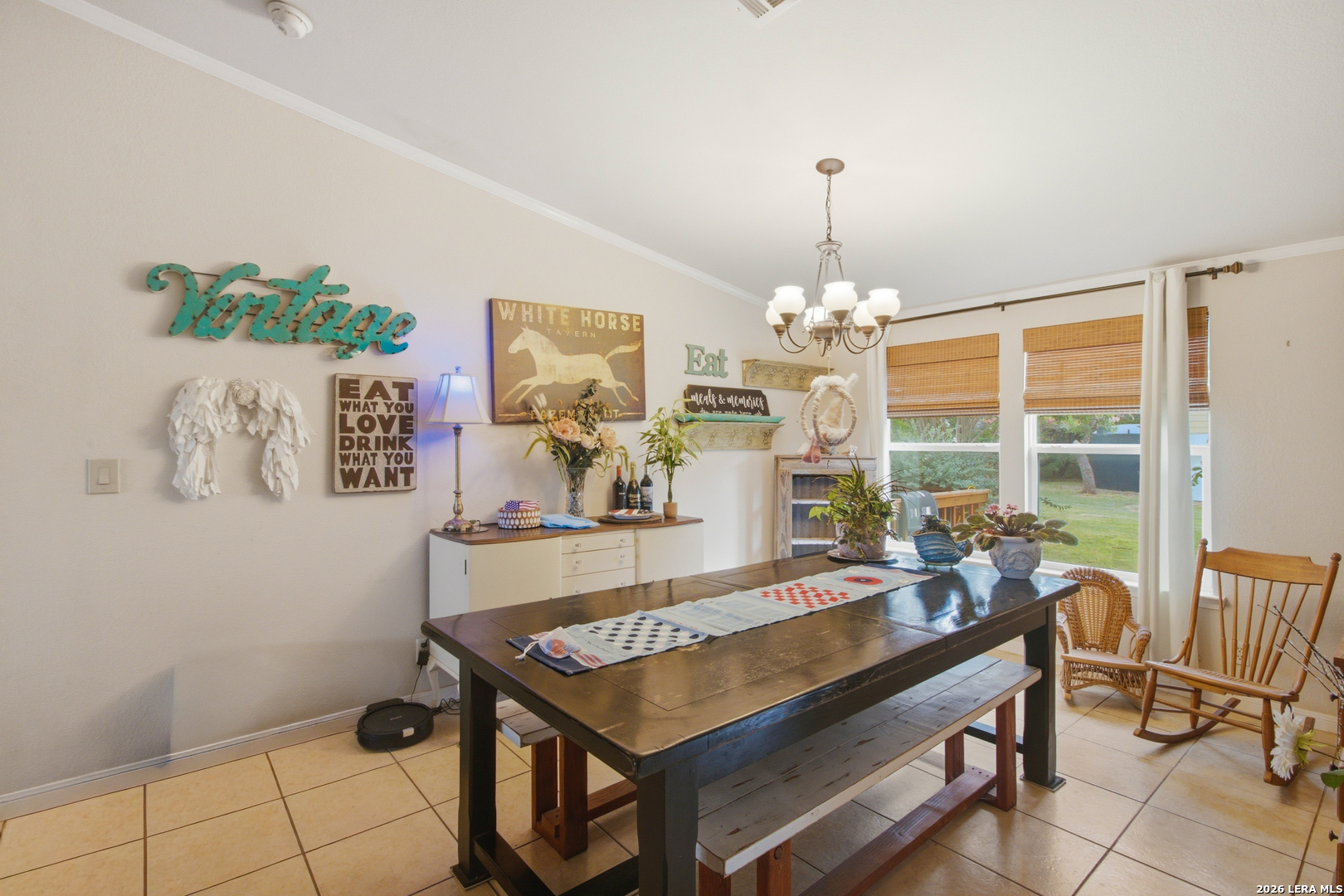 443 Oak Hills Road Pipe Creek, TX 78063 - Photo 12 of 42