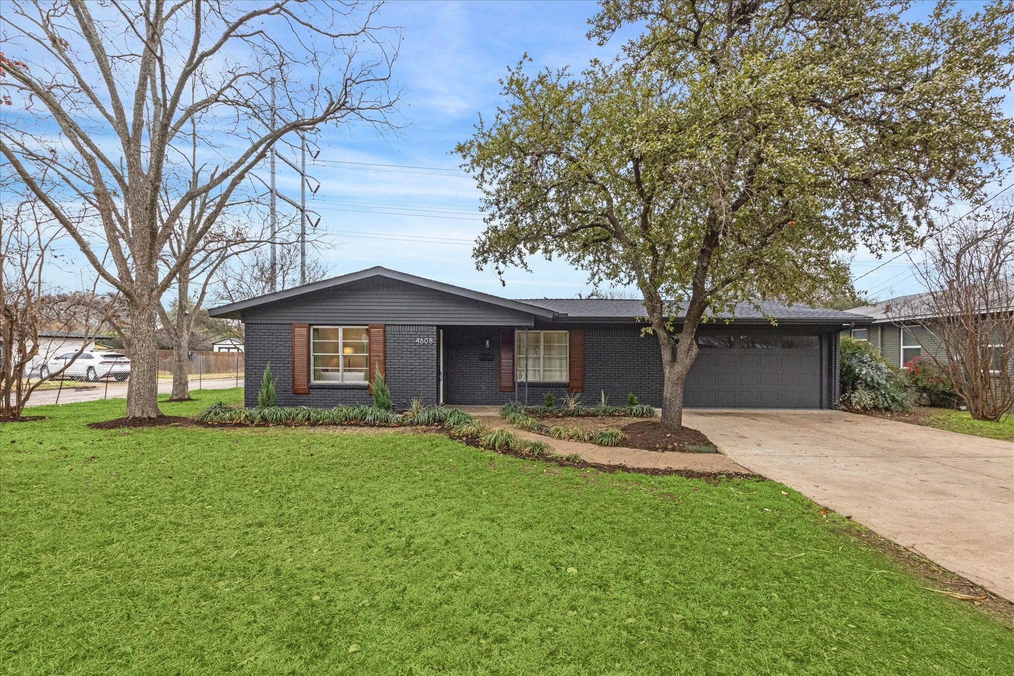 4608 Frontier Trail Austin, TX 78745 - Photo 2 of 30