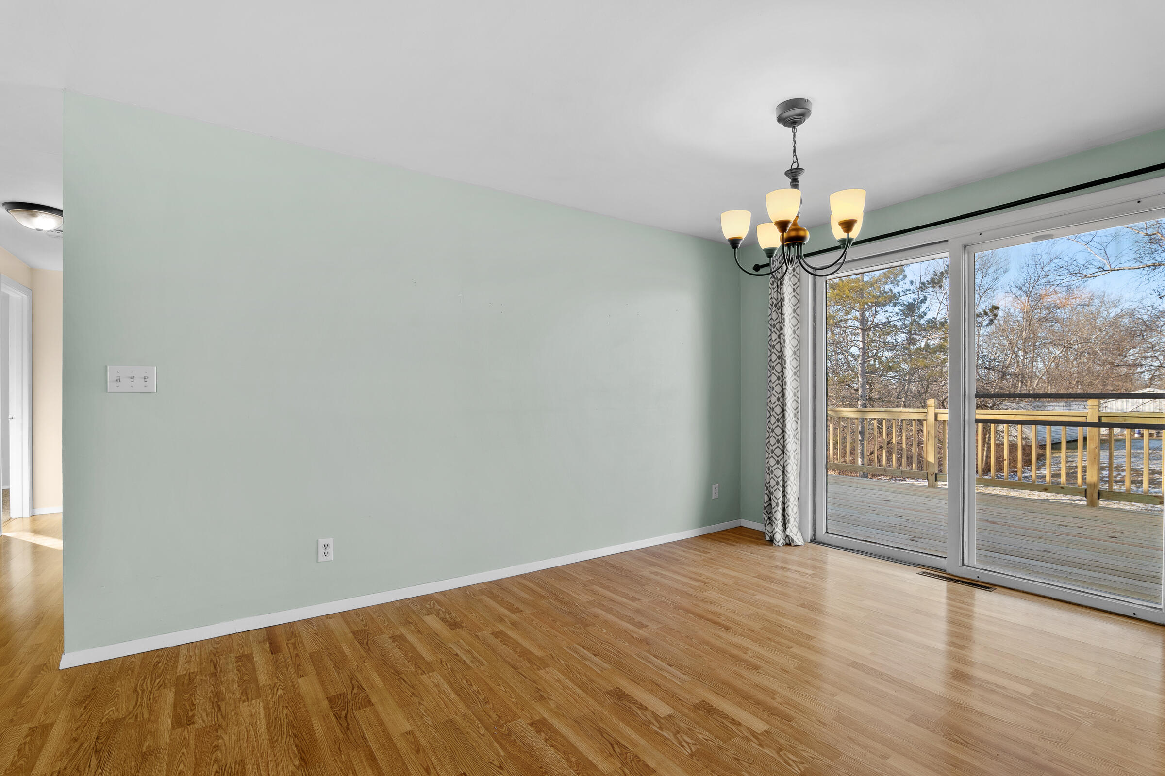 3204 Lincoln Avenue Two Rivers, WI 54241 - Photo 10 of 48 3204LincolnAve-14