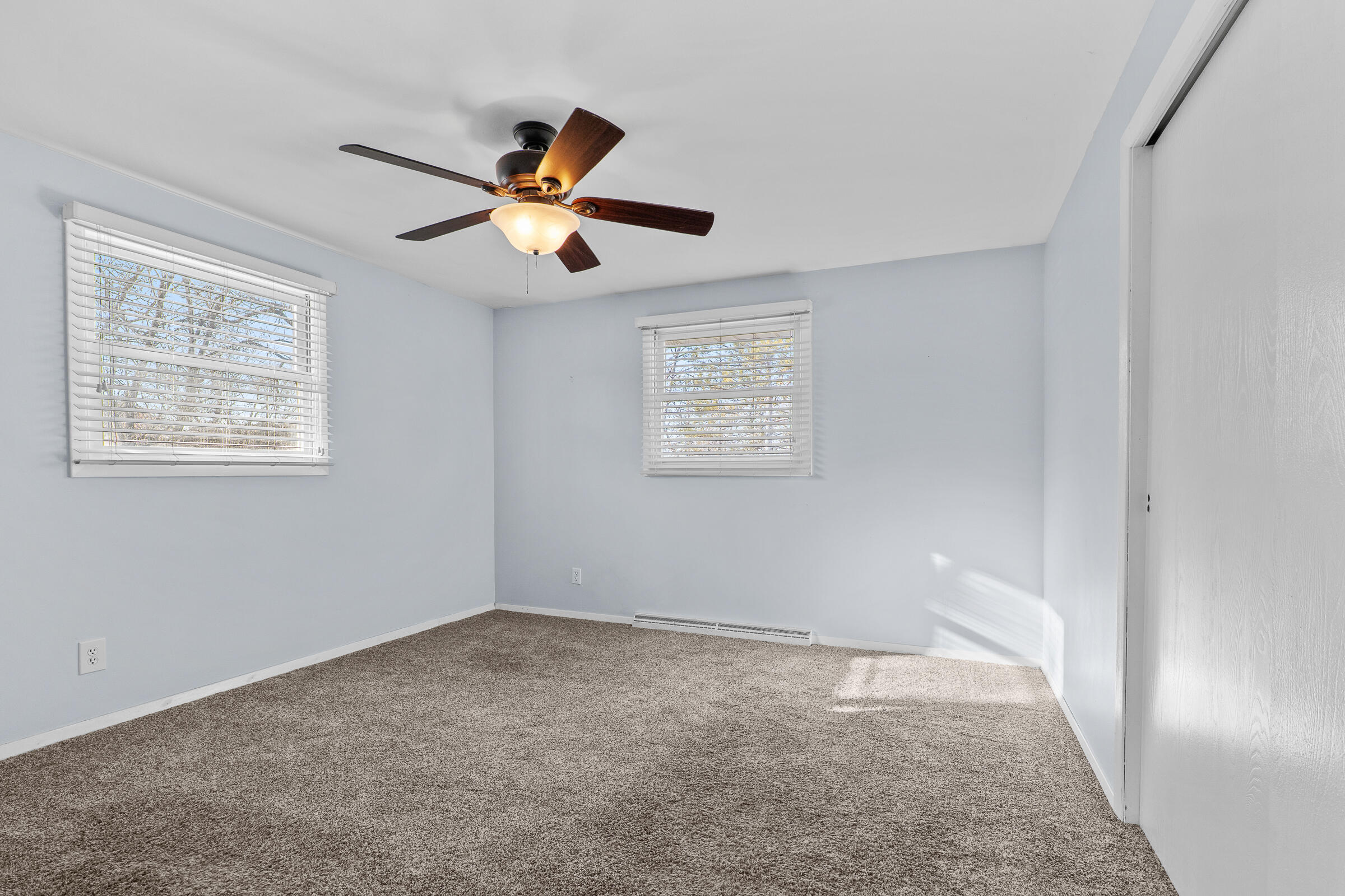 3204 Lincoln Avenue Two Rivers, WI 54241 - Photo 18 of 48 3204LincolnAve-19