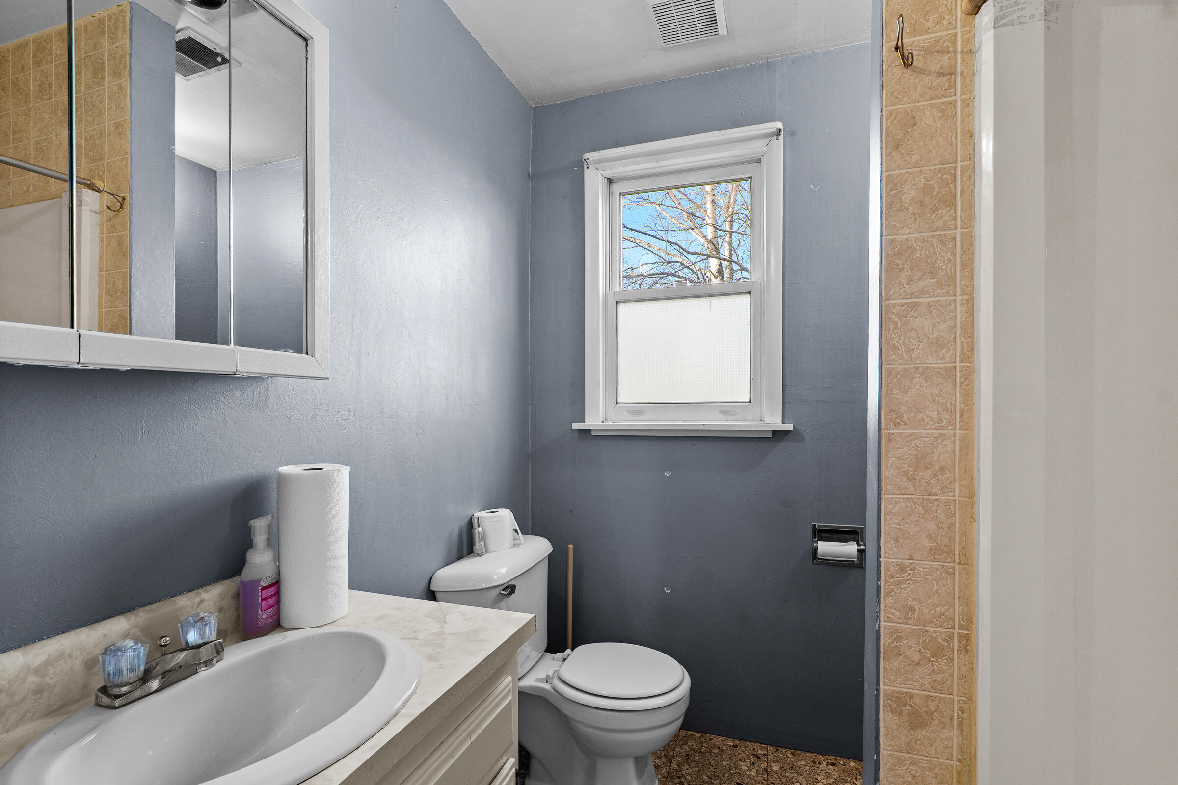 3204 Lincoln Avenue Two Rivers, WI 54241 - Photo 28 of 48 3204LincolnAve-29