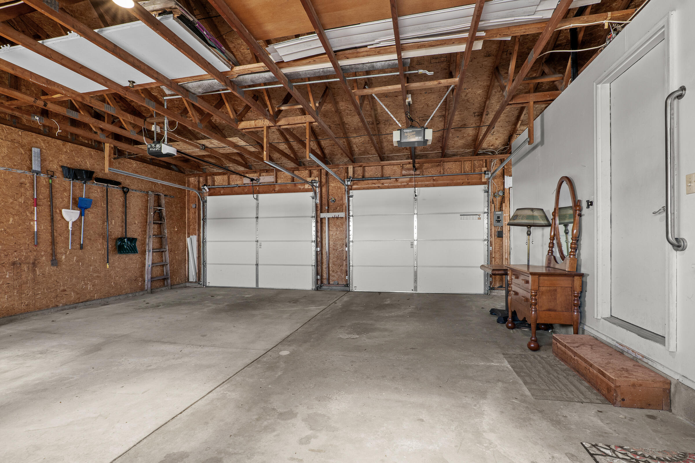 3204 Lincoln Avenue Two Rivers, WI 54241 - Photo 30 of 48 3204LincolnAve-31