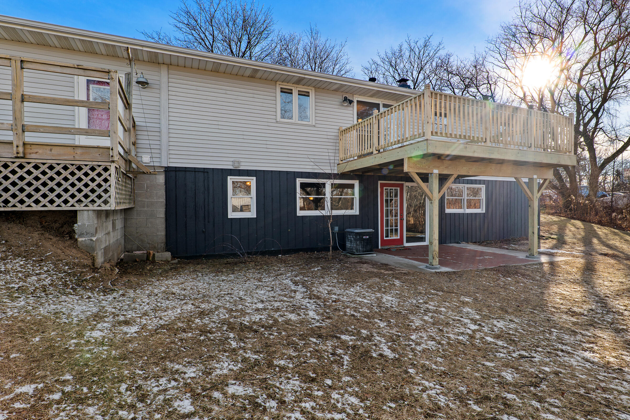 3204 Lincoln Avenue Two Rivers, WI 54241 - Photo 32 of 48 3204LincolnAve-33