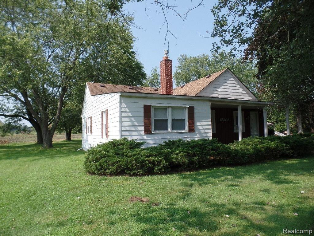 18308 Inkster Road Romulus, MI 48174 - Photo 2 of 35