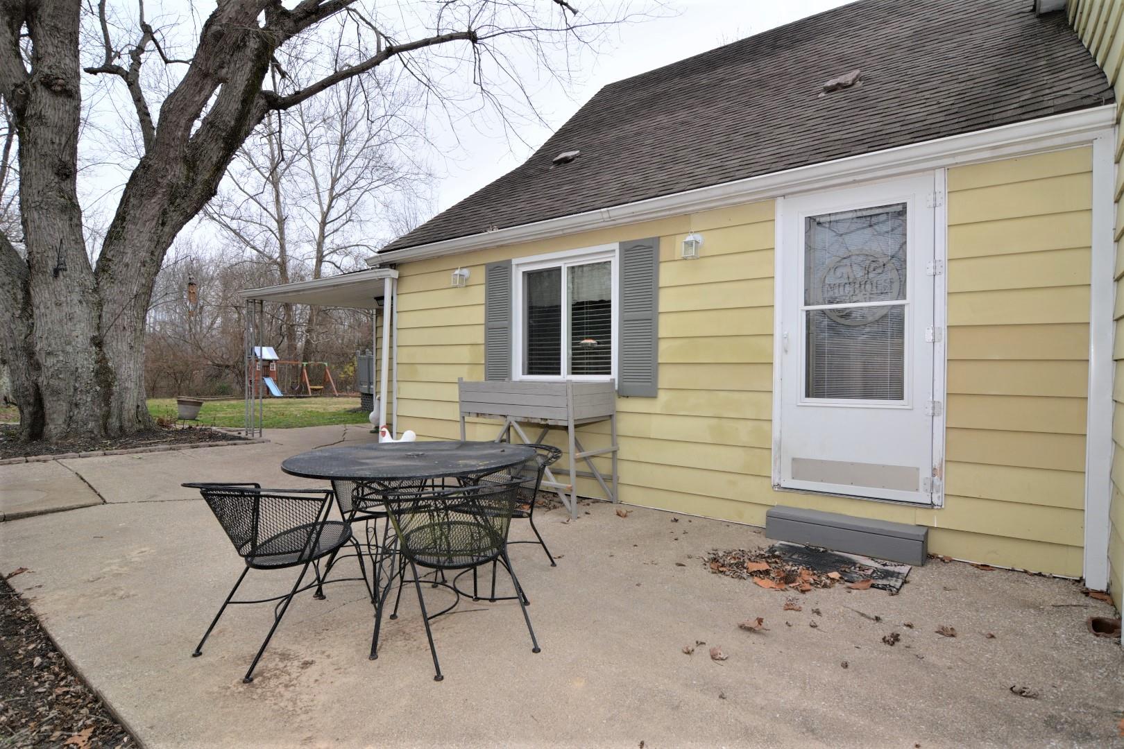 411 South Pelzer Road Boonville, IN 47601 - Photo 20 of 26