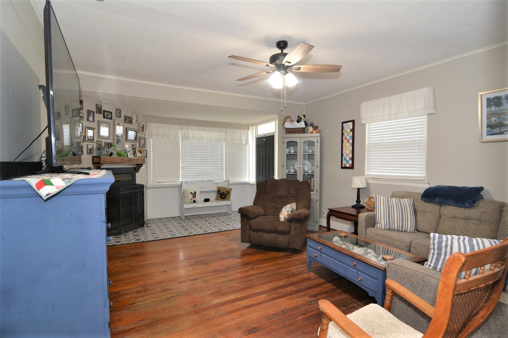 411 South Pelzer Road Boonville, IN 47601 - Photo 4 of 26