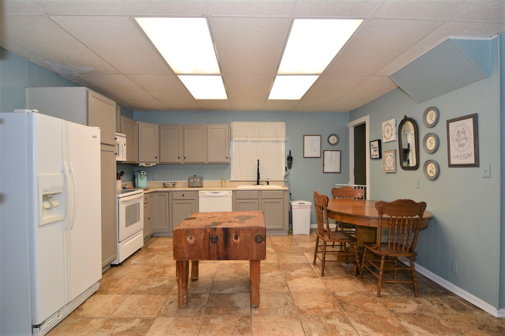 411 South Pelzer Road Boonville, IN 47601 - Photo 6 of 26