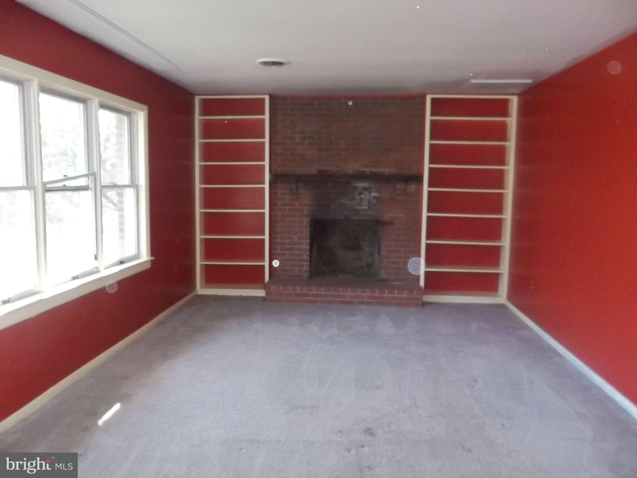 3896 Clora Dorsey Road Trappe, MD 21673 - Photo 2 of 17 Living Room