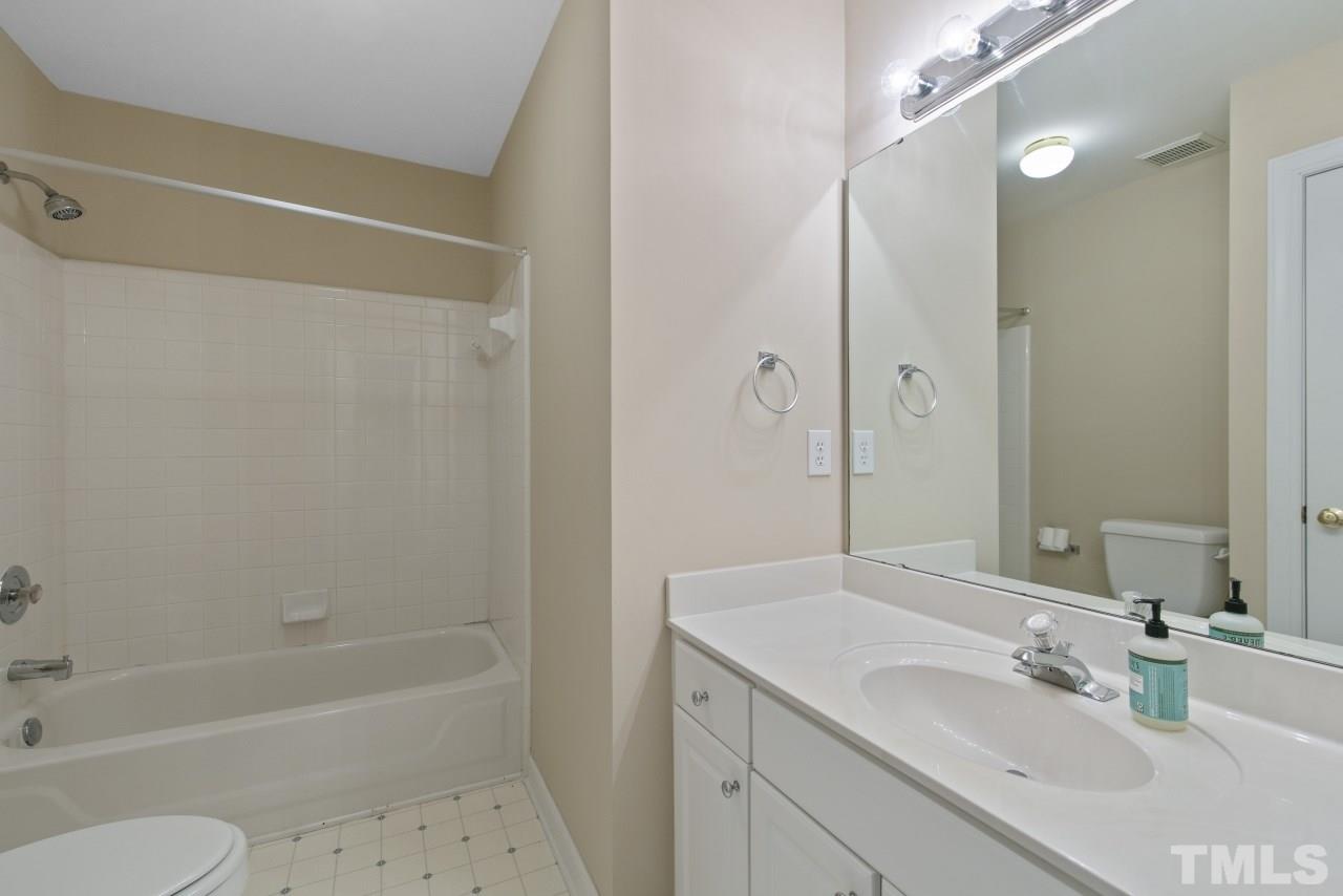 8609 Bluff Pointe Court Raleigh, NC 27615 - Photo 17 of 30 Gallery Image 17