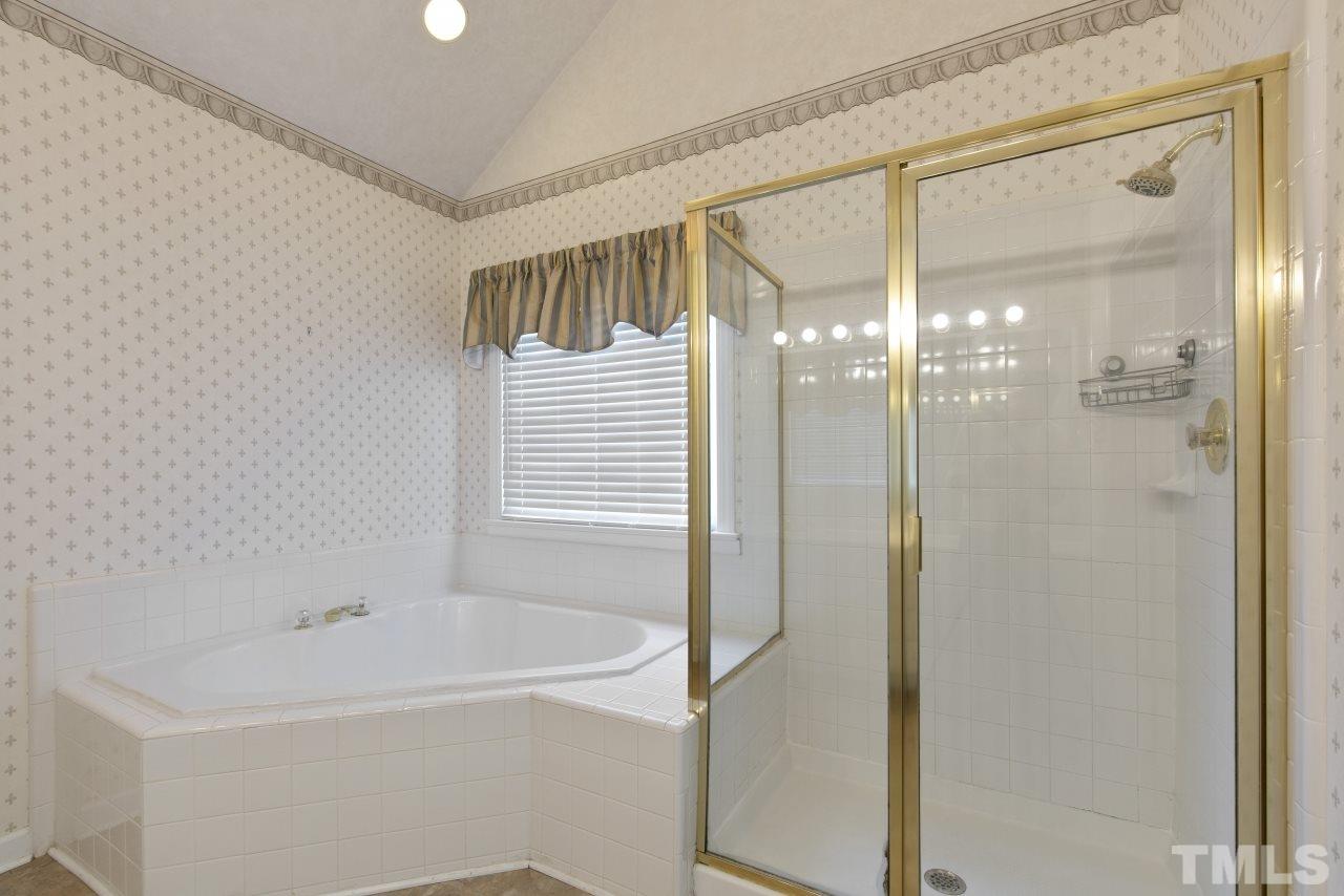 8609 Bluff Pointe Court Raleigh, NC 27615 - Photo 22 of 30 Gallery Image 22