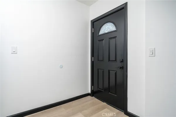 $1,700 | 14255 Long View Drive, Unit 2, Fontana, CA 92337