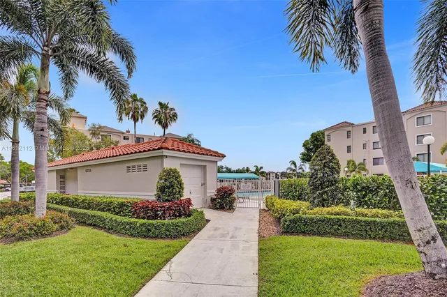 $286,000 | 6241 Pointe Regal Circle, Unit 103, Delray Beach, FL 33484