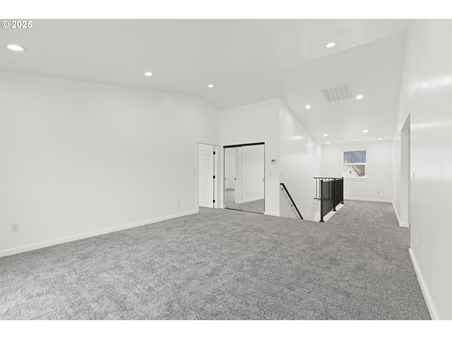 240 Heritage Lane Union, OR 97883 - Photo 24 of 36 a view of empty room