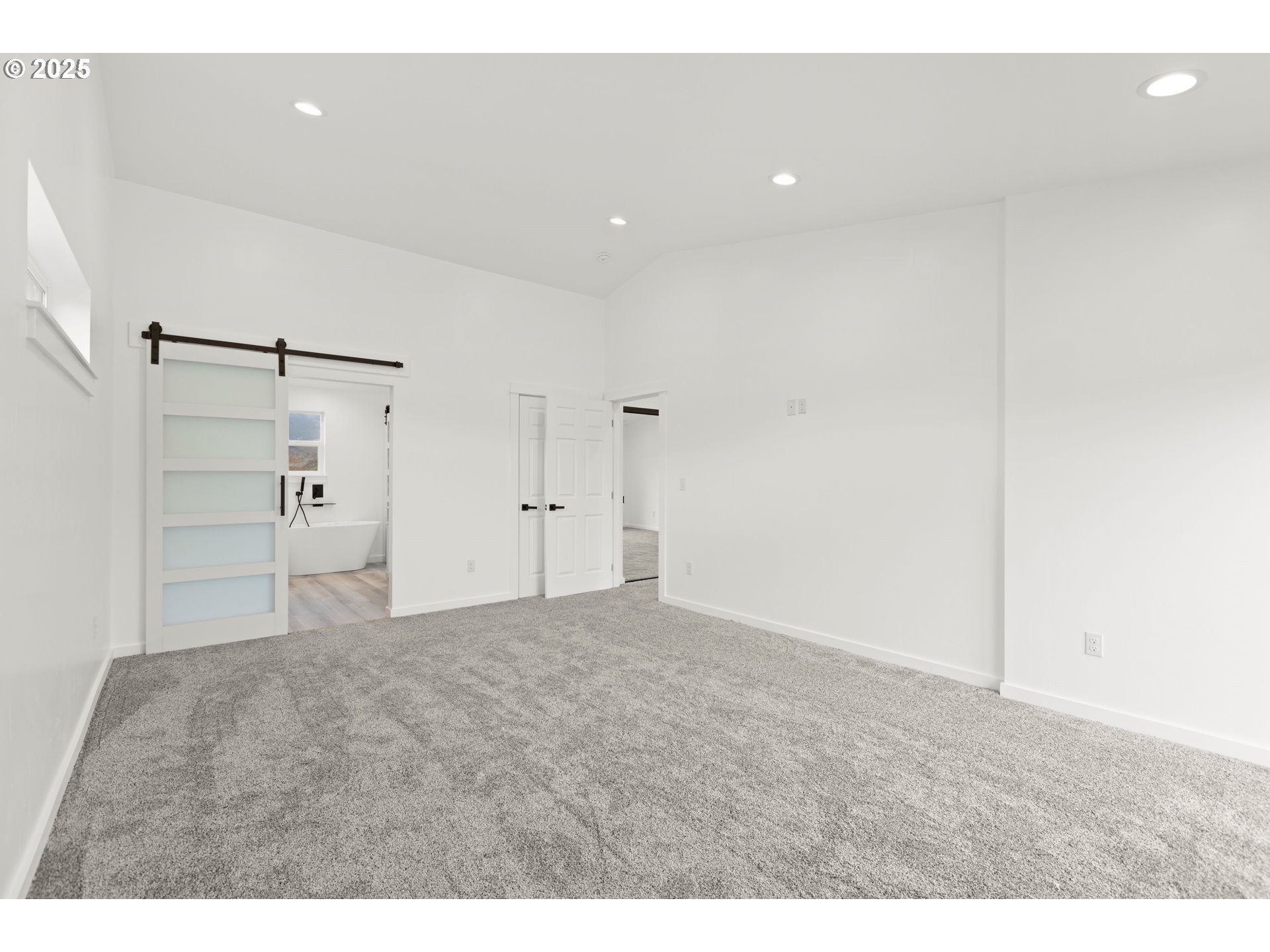 240 Heritage Lane Union, OR 97883 - Photo 29 of 36 a view of empty room