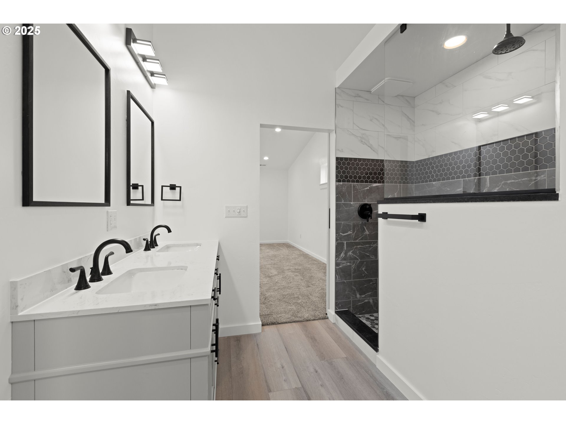 240 Heritage Lane Union, OR 97883 - Photo 33 of 36 a bathroom with a sink mirror and a shower