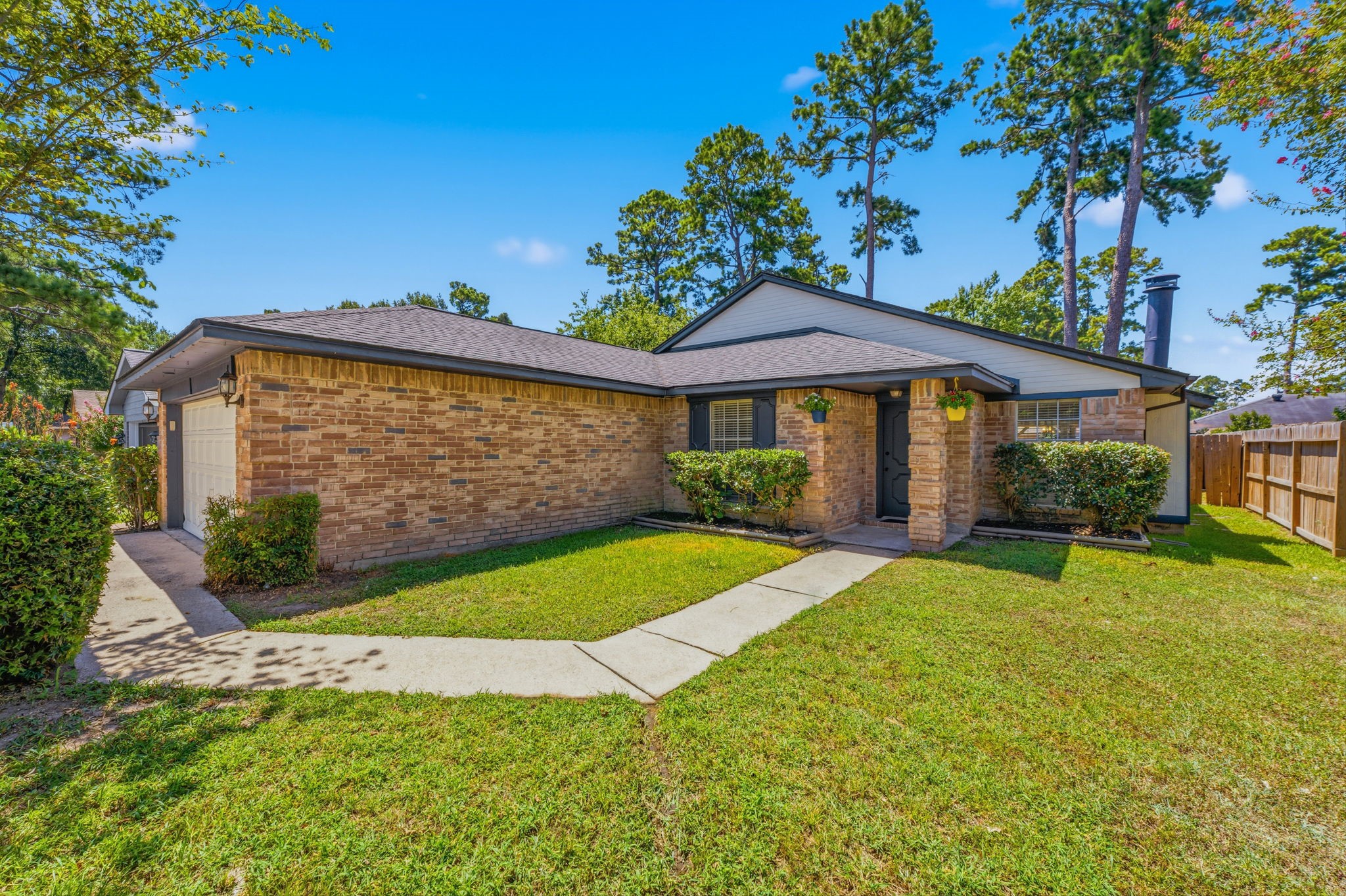 3535 Nutwood Lane Spring, TX 77389 - Photo 2 of 32