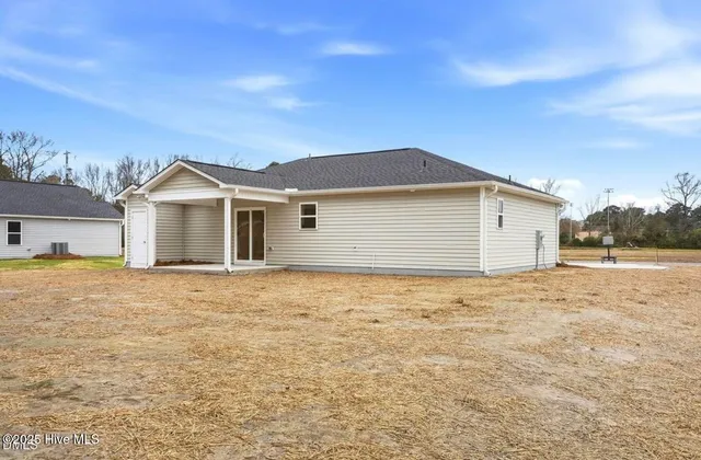 $224,900 | 222 Rae Street, Warsaw, NC 28398