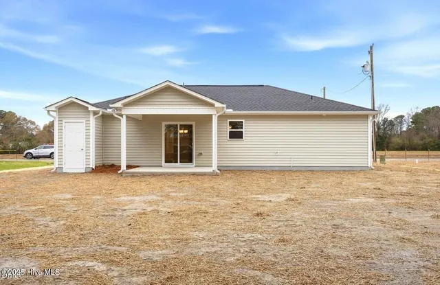 $224,900 | 222 Rae Street, Warsaw, NC 28398