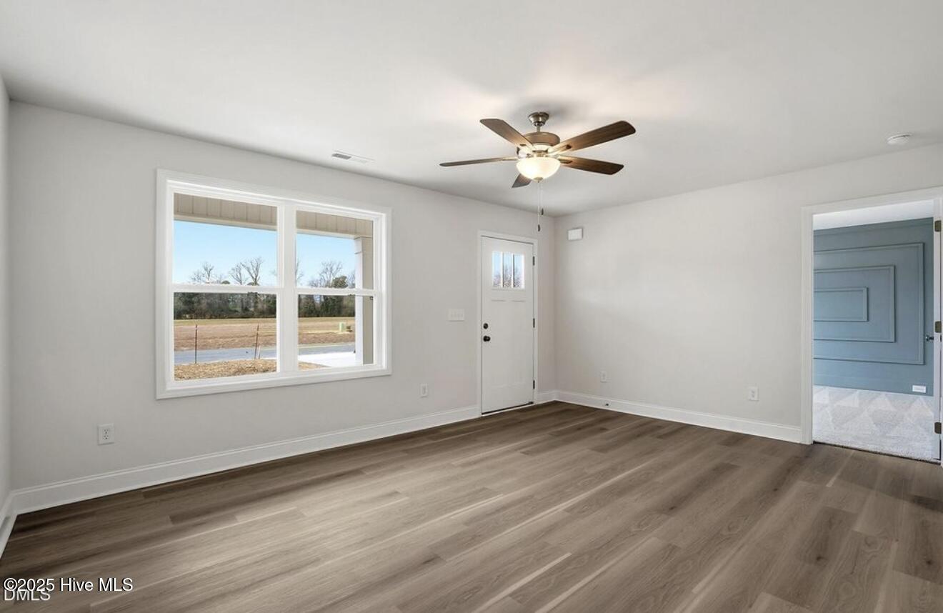 222 Rae Street Warsaw, NC 28398 - Photo 7 of 30 IMG_6031