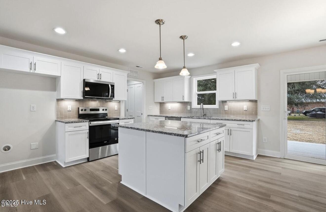 222 Rae Street Warsaw, NC 28398 - Photo 9 of 30 IMG_6033