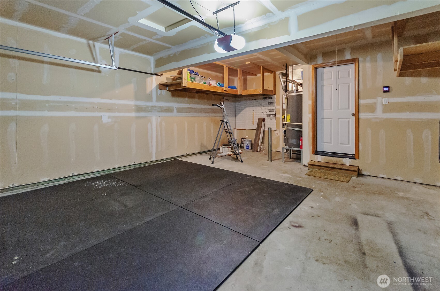 9114 Canal Road Southeast Yelm, WA 98597 - Photo 37 of 40 a view of a room with gym equipment