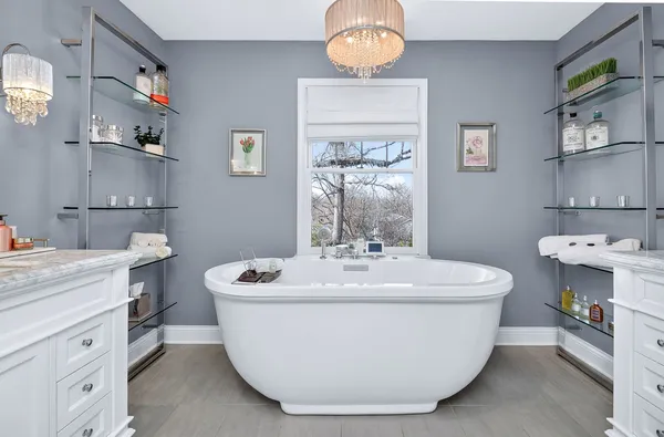 $1,850,000 | 815 Merrill Woods Road, Hinsdale, IL 60521