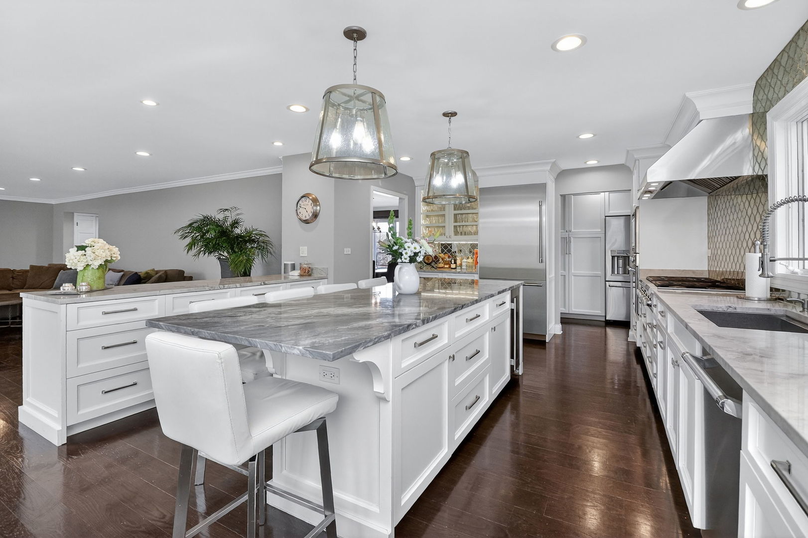 815 Merrill Woods Road Hinsdale, IL 60521 - Photo 8 of 50