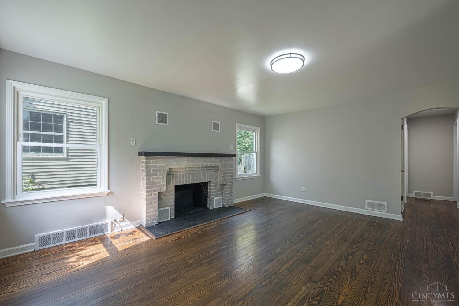 507 South Highview Road Middletown, OH 45044 - Photo 4 of 22