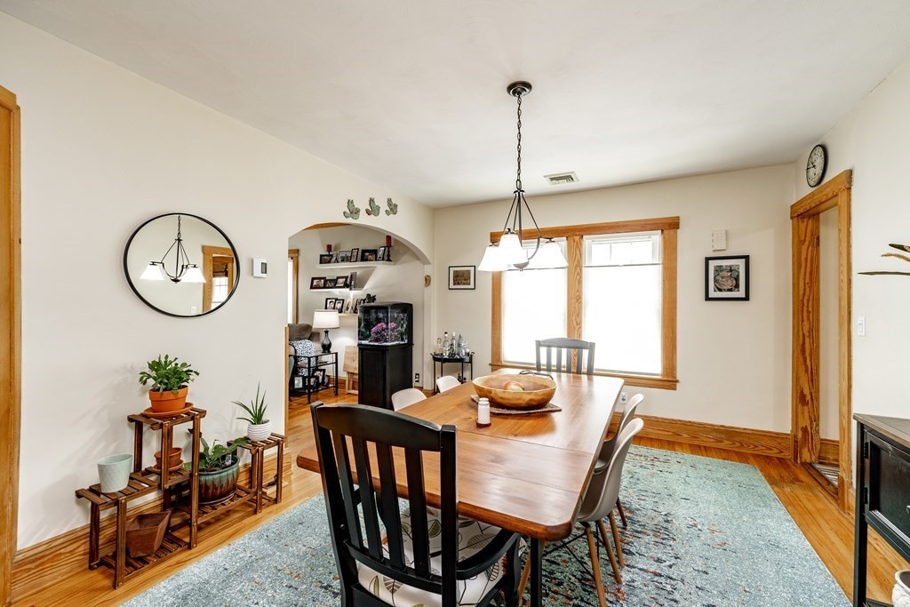68 California Avenue Springfield, MA 01118 - Photo 20 of 37