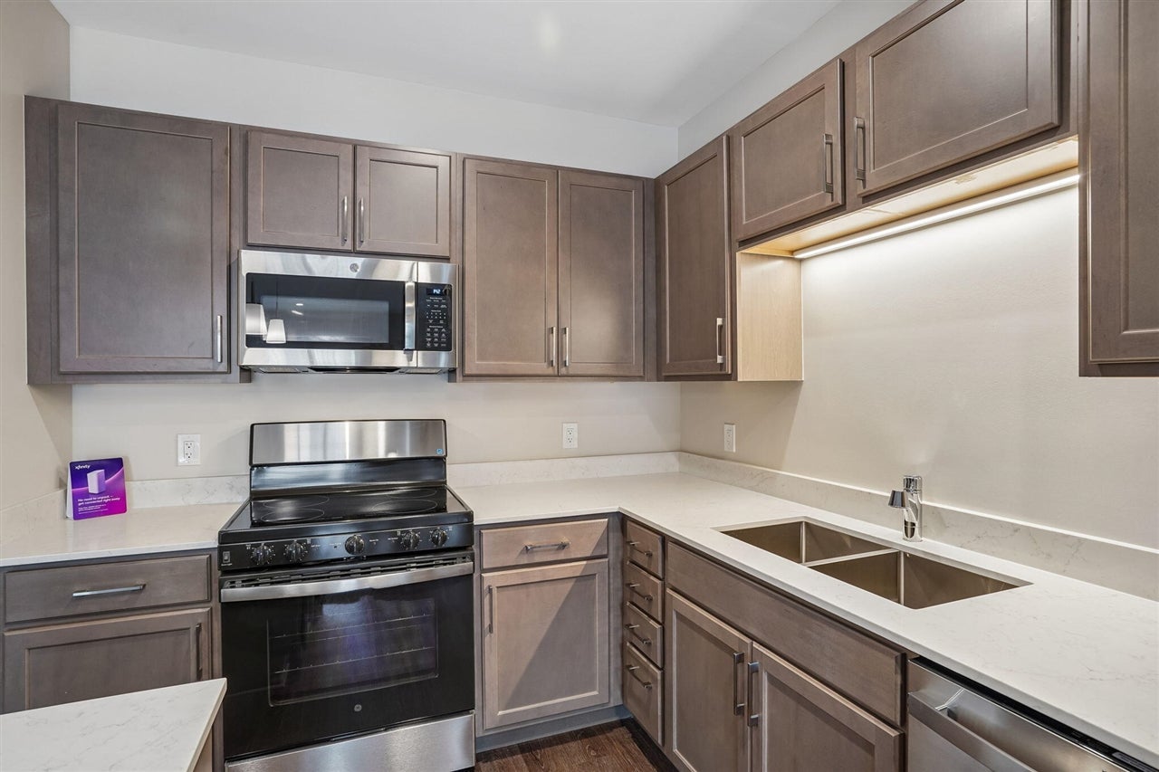 2645 Burton Road, Unit : 32 Ann Arbor, MI 48104 - Photo 15 of 51 Gallery Image 15