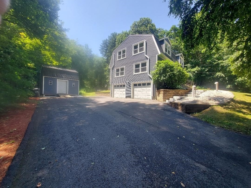 77 Larned Road Oxford, MA 01540 - Photo 3 of 29