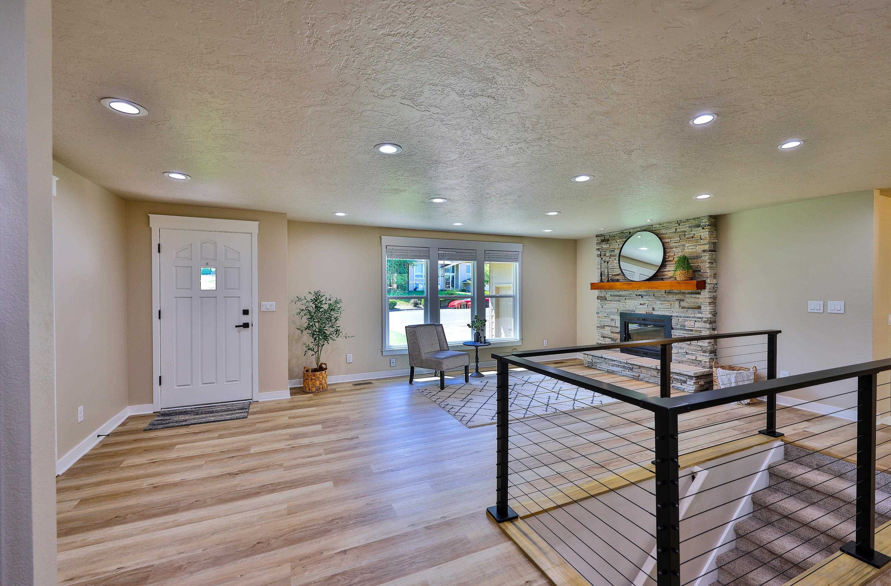 4725 South Bates Road Spokane, WA 99206 - Photo 4 of 48